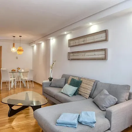 Casa Victoria Frente A La Playa Del Reducto *